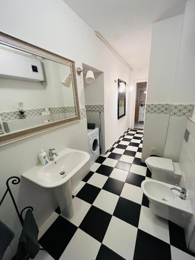 Academy Home - Elegant Place Next To The Parliament Budapest Extérieur photo