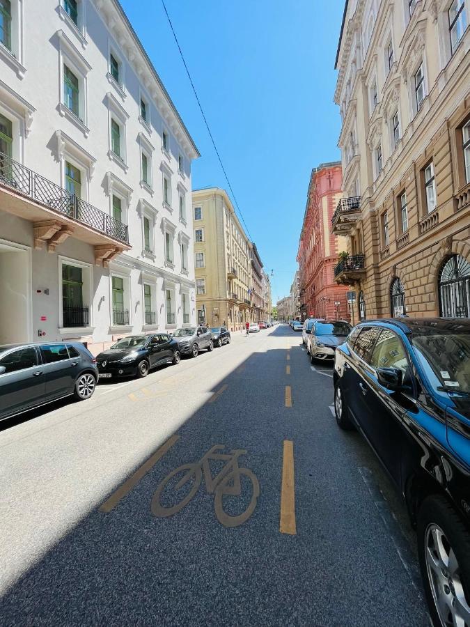 Academy Home - Elegant Place Next To The Parliament Budapest Extérieur photo