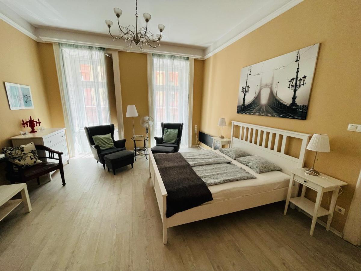 Academy Home - Elegant Place Next To The Parliament Budapest Extérieur photo