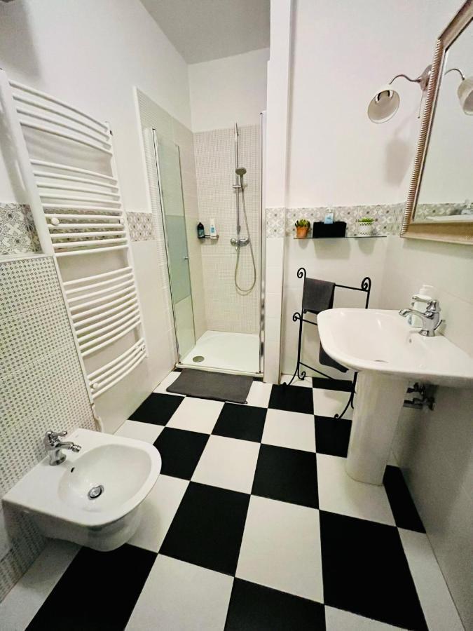 Academy Home - Elegant Place Next To The Parliament Budapest Extérieur photo